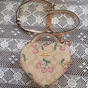Coach Heart Crossover Body Purse